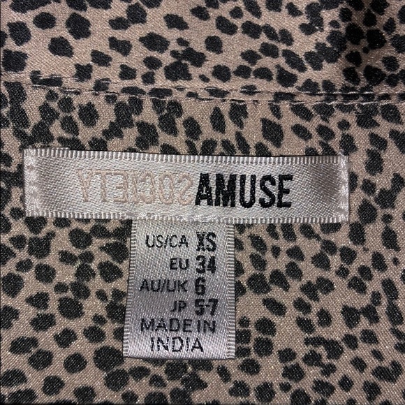 Leopard button down - Picture 2 of 2